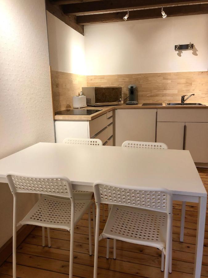 Studio De 35M2 Au Centre De Cusset Bagian luar foto